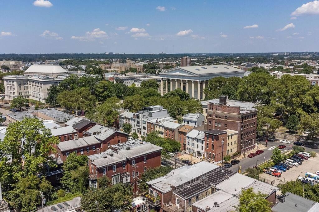 Trendy Fairmount Gem-5 Star Location, Roof Deck, Parking, Gr8 For Families Lägenhet Philadelphia Exteriör bild