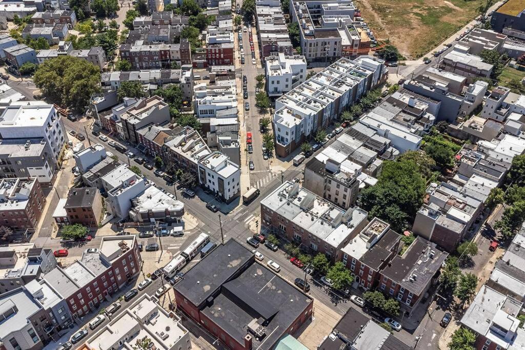 Trendy Fairmount Gem-5 Star Location, Roof Deck, Parking, Gr8 For Families Lägenhet Philadelphia Exteriör bild